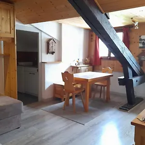  Appartement In The Center Of The Village